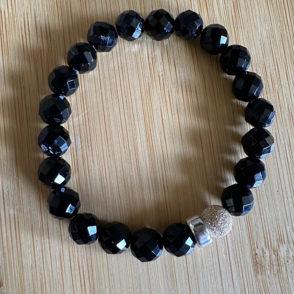 Polished Faceted 8mm Onyx Stretch Bracelet w/ 14k Gold Filled & Sterling Silver